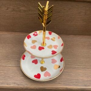Two-Tier Heart Patterned Jewelry Stand